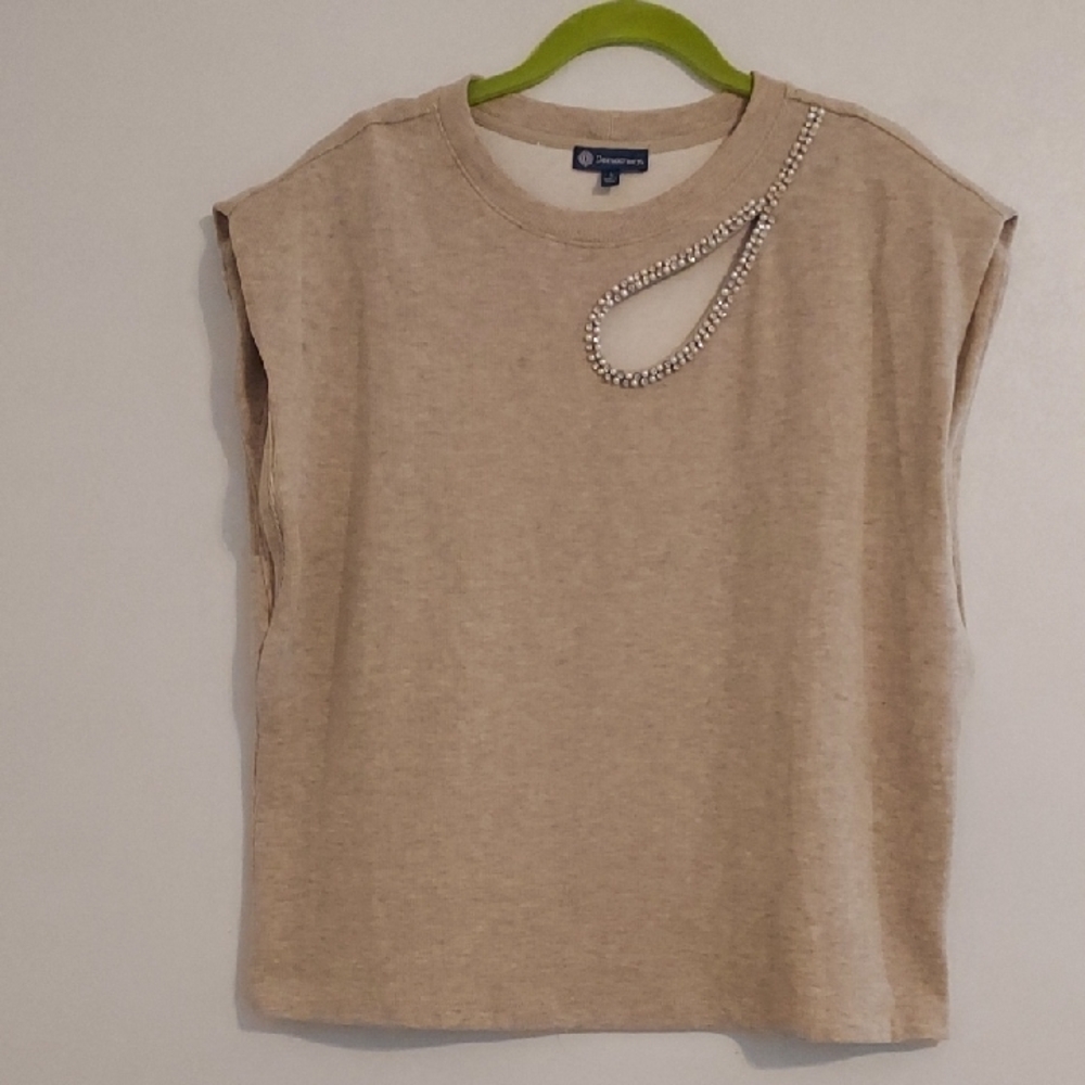 Democracy Beige Ribbed Top - Picture 7 of 7